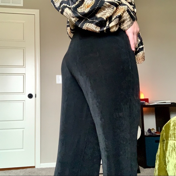 VTG 80’s / 90’s Black Slinky Flown Boho Pants - Picture 4 of 8